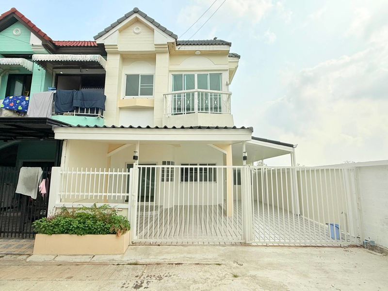 small-properties-1