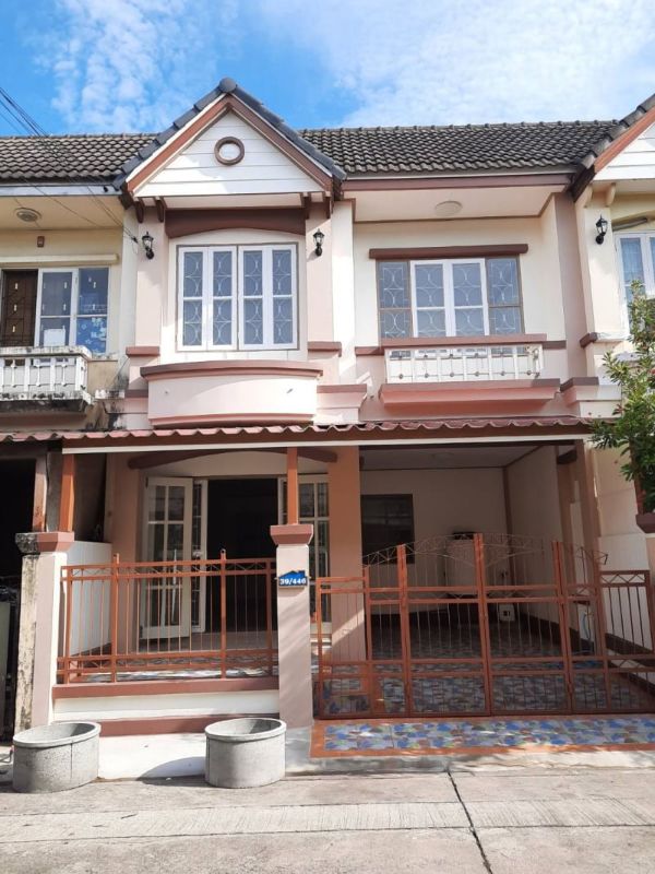 small-properties-1